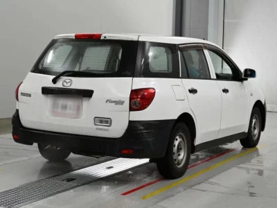 Mazda Familia S-Wagon