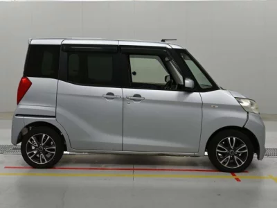 Mitsubishi eK X Space
