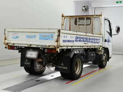 Mitsubishi Fuso Canter