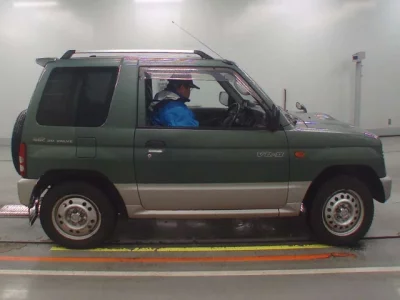 Mitsubishi PAJERO MINI
