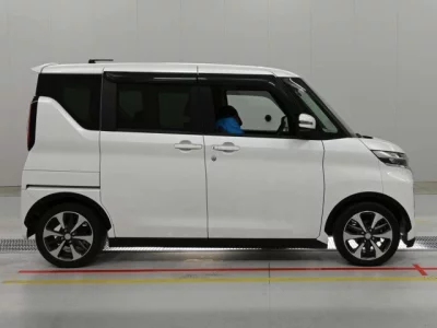 Mitsubishi eK X Space
