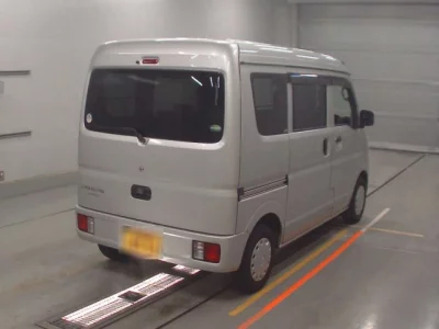 Mitsubishi Minicab Van