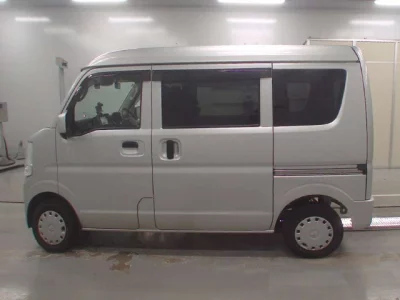 Mitsubishi Minicab Van