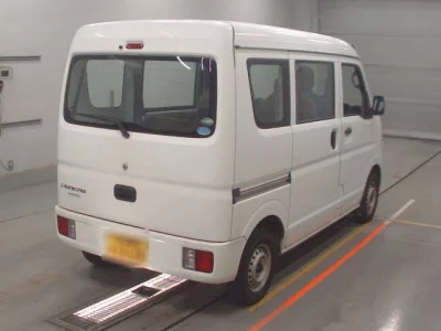 Mitsubishi Minicab Van
