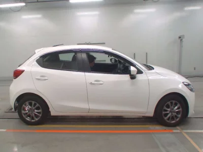 Mazda Mazda2