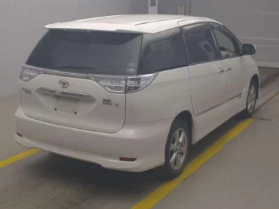 Toyota Estima Hybrid