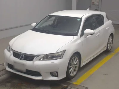 Lexus CT200h