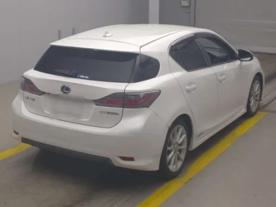 Lexus CT200h