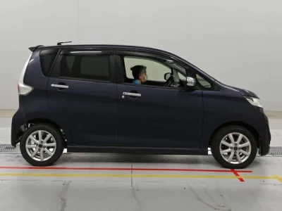 Mitsubishi ek Custom