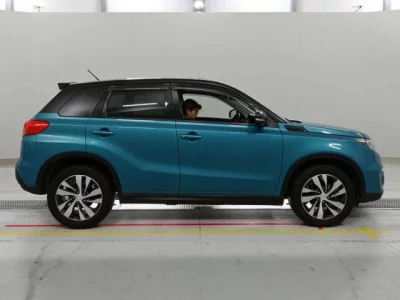 Suzuki Escudo