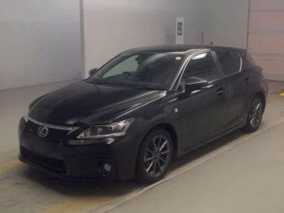 Lexus CT200h