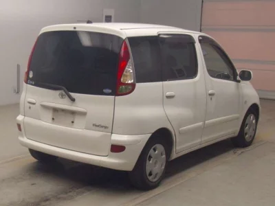 Toyota Funcargo