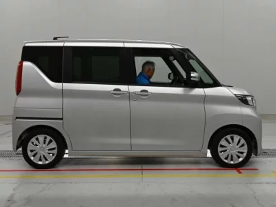 Mitsubishi eK X Space