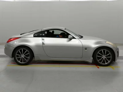 Nissan FAIRLADYZ
