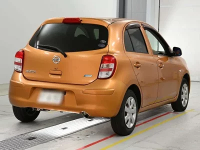 Nissan March