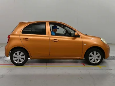 Nissan March