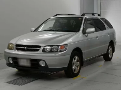 Nissan R'nessa