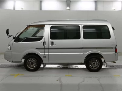 Nissan Vanette