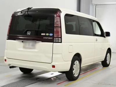 Honda STEP WAGON