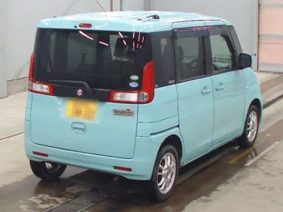 Suzuki Spacia