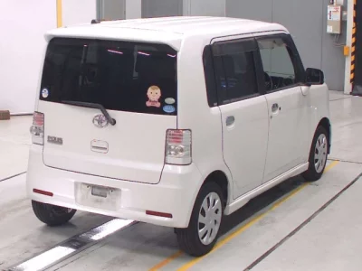 Toyota PIXIS SPACE