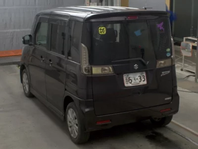 Suzuki Spacia