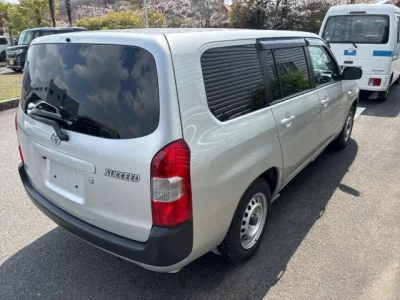 Toyota Succeed