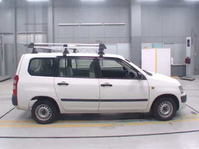 Toyota Succeed