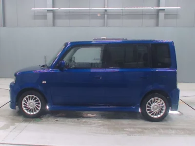 Toyota bB