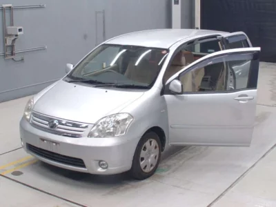 Toyota Raum