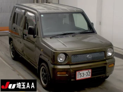 Daihatsu Naked