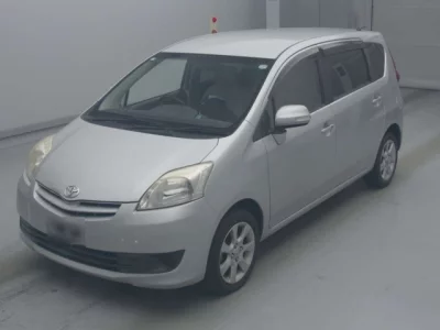 Toyota Passo Sette