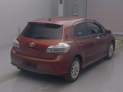 Toyota BLADE