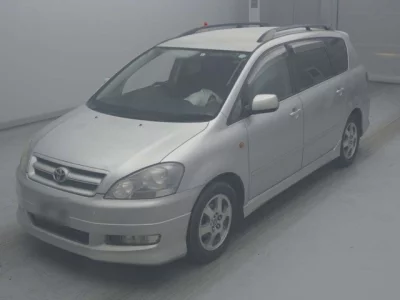 Toyota Ipsum