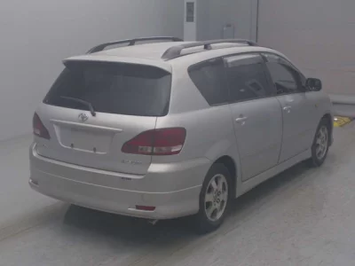 Toyota Ipsum