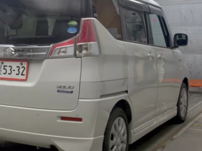 Suzuki Solio