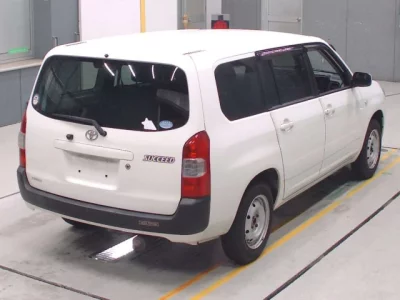 Toyota Succeed