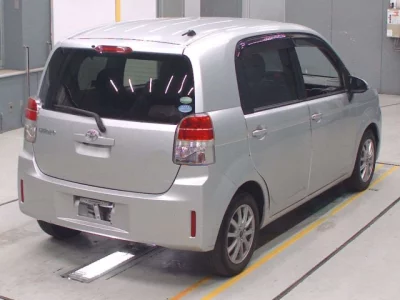 Toyota Spade