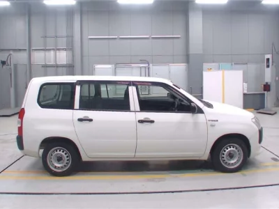 Toyota Succeed