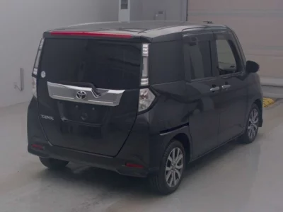 Toyota Tank