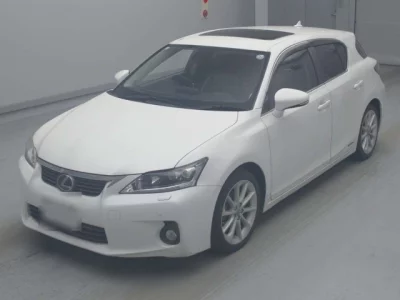 Lexus CT200h