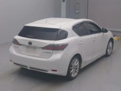 Lexus CT200h