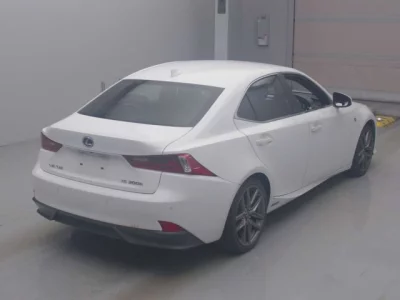 Lexus IS300h