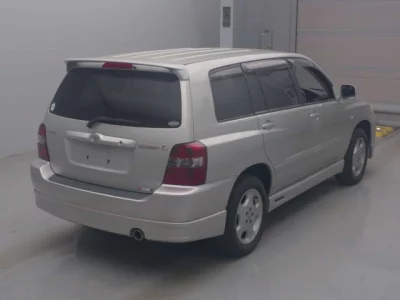 Toyota Kluger V