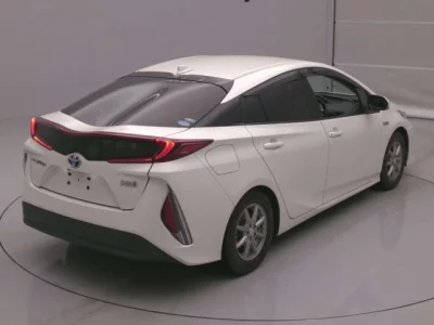 Toyota PRIUS PHV