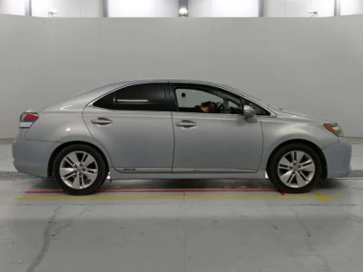 Lexus HS250h