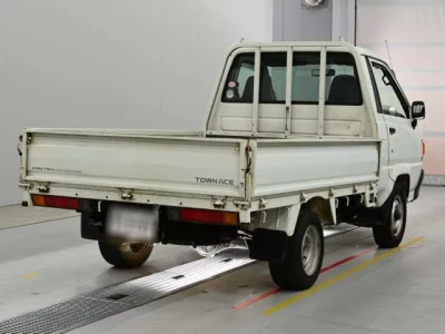 Toyota TownAce Truck