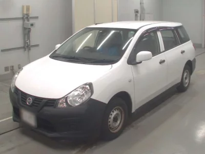 Nissan AD