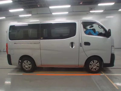 Nissan Caravan