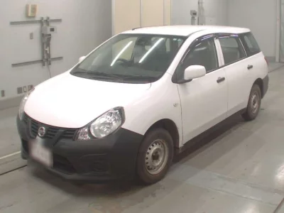 Nissan AD
